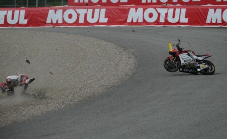 escrig-crash-moto2-austria
