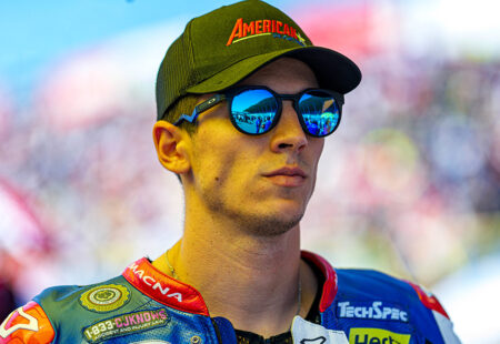 Moto2：美国赛车队 senza 肖恩·迪伦·凯利 (Sean Dylan Kelly) 获得银石赛道