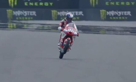 alonso-win-moto3-silverstone