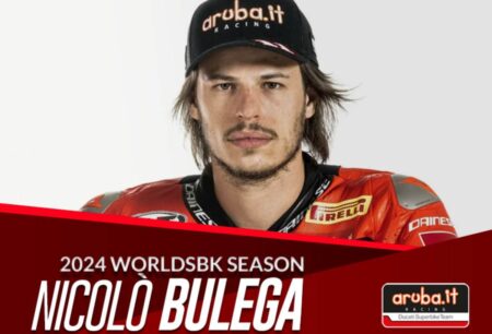 Nicolò Bulega nel Mondiale Superbike col team Aruba Ducati nel 2024