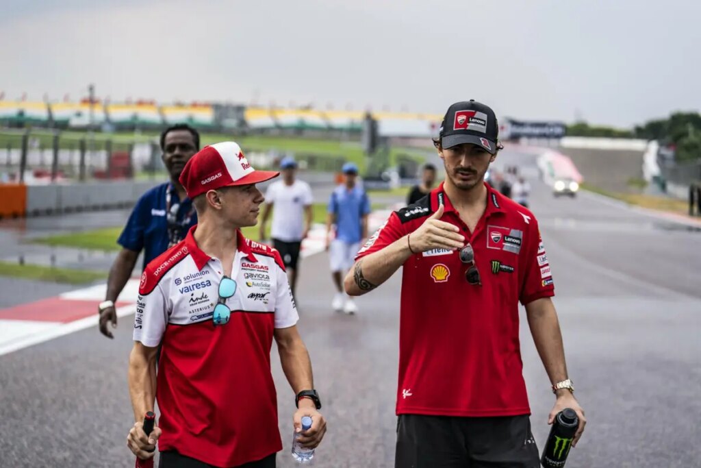 MotoGP, τώρα οι αναβάτες είναι ενθουσιώδεις: σε όλους αρέσει το Buddh Circuit alonso-bagnaia-motogp-india