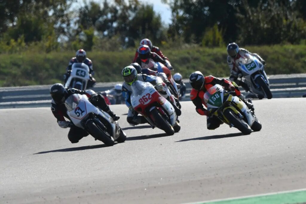 Motoestate, finale intense à Crémone pour dire au revoir à 2023 motoestate-cremona-trofei-mes-2023