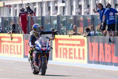 Superbike Francia, Razgatlioglu esulta per la vittoria