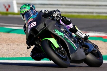 Jason O'Halloran debutta con la Kawasaki del British Superbike