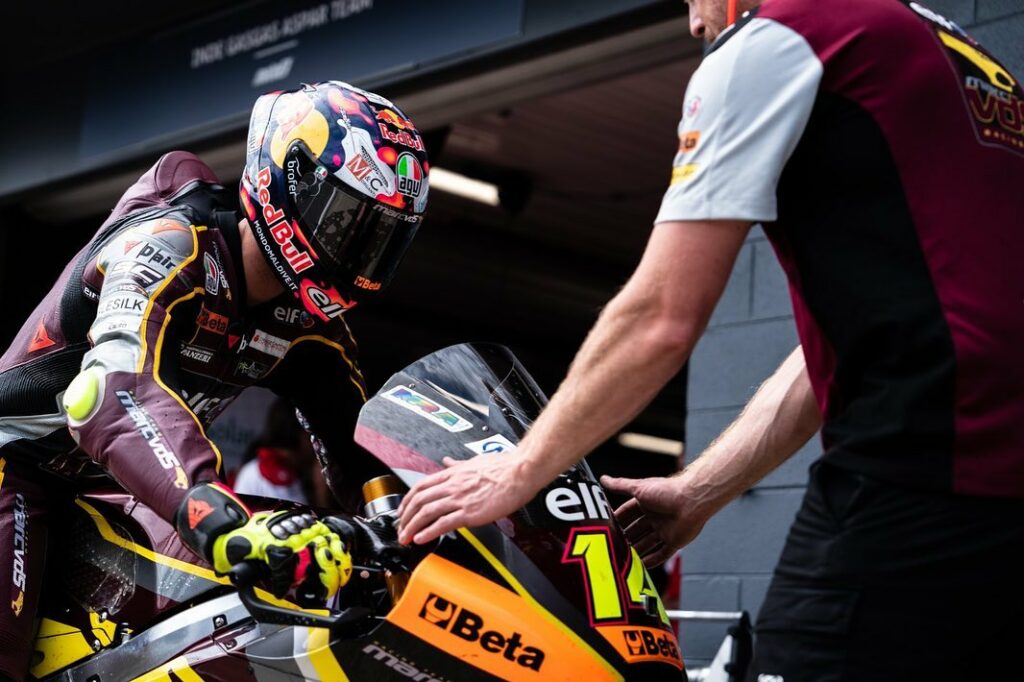 Moto2, Tony Arbolino “Une chute inattendue, on a un peu paniqué” tony-arbolino-moto2-2023