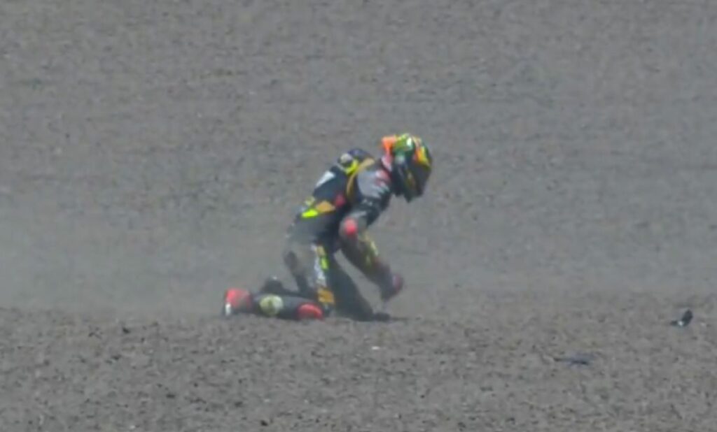 MotoGP Indonésie, Essais 1 : Bezzecchi 5ème avec chute et éligible pour le GP bezzecchi-crash-prove1-motogp-indonesia