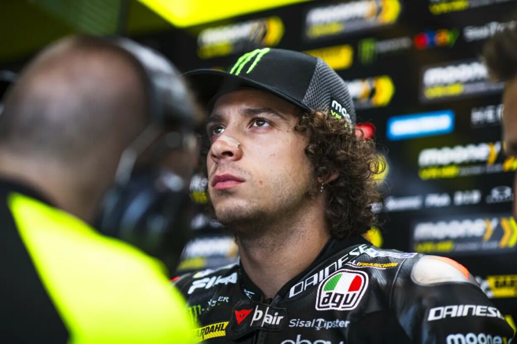 MotoGP : Marco Bezzecchi essaie, il est en voyage en Indonésie bezzecchi-motogp-viaggio-indonesia