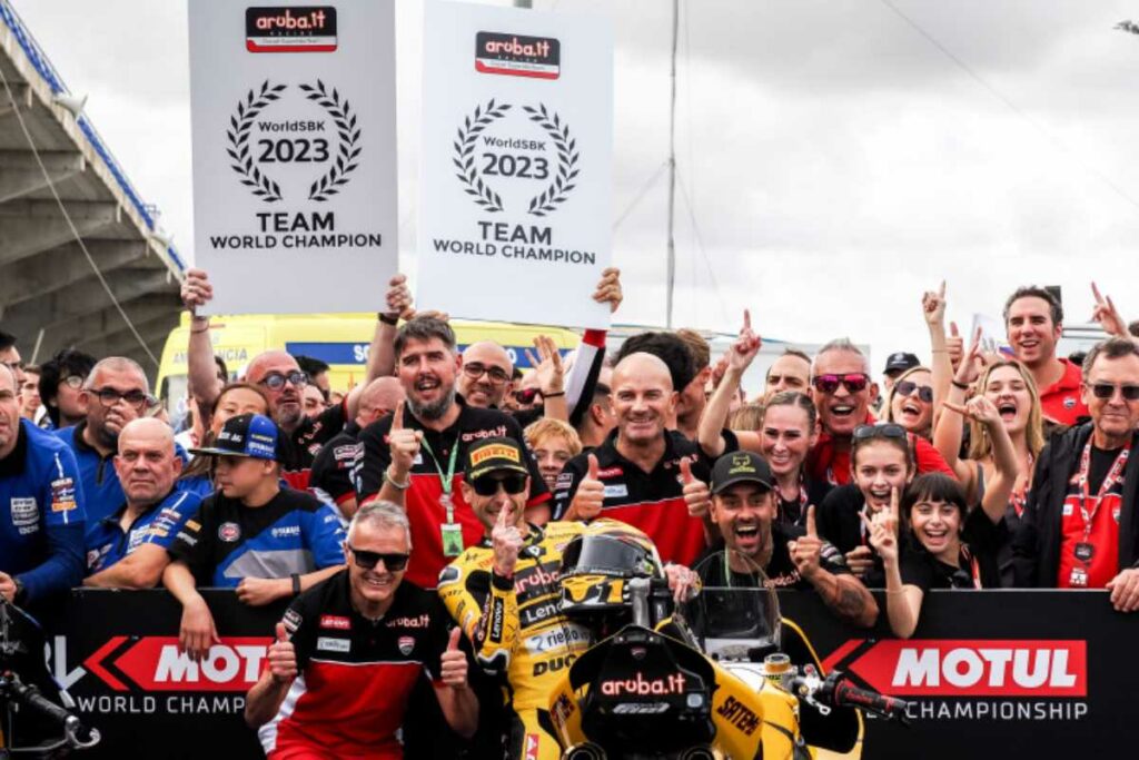 Superbike, Alvaro Bautista : 2023 n’est pas fini, le MotoGP l’attend aussi Superbike, test e MotoGP: il 2023 di Bautista non è finito