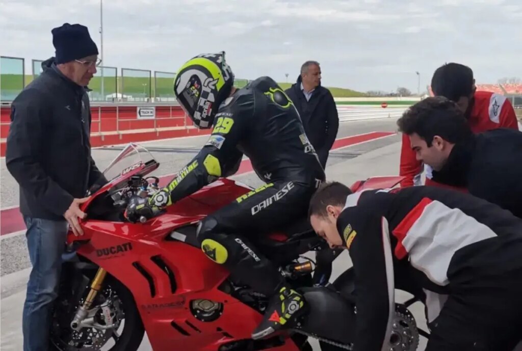 Superbike : Andrea Iannone repart de Go Eleven Ducati, c’est désormais officiel Andrea Iannone, Superbike