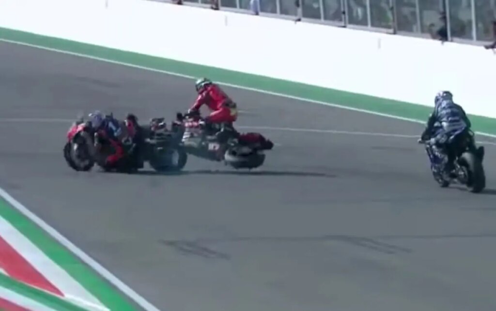 Superbike : Touché et coulé, Zanetti a réussi (Vidéo) Michele Pirro, Superbike