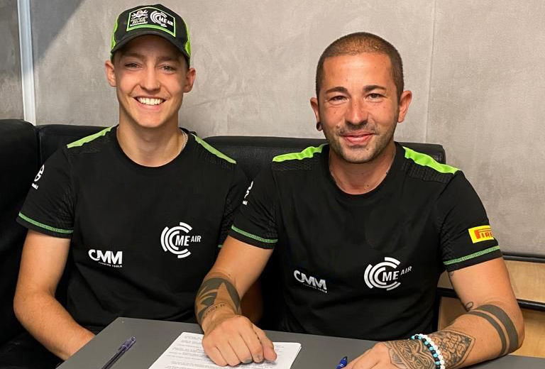 Supersport, biennale Luke Power avec Motozoo Me Air Racing Luke Power Fabio Uccelli MotoZoo