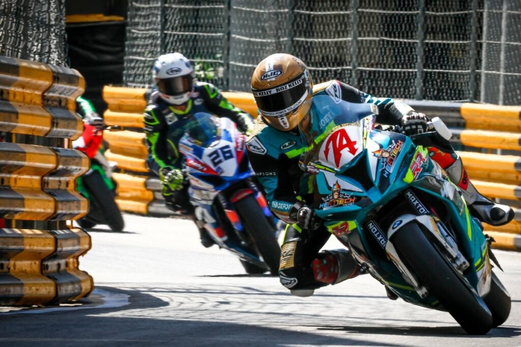 Vers le GP de Macao 2023 : voici les motards au départ Verso il Macau GP 2023: ecco i motociclisti al via