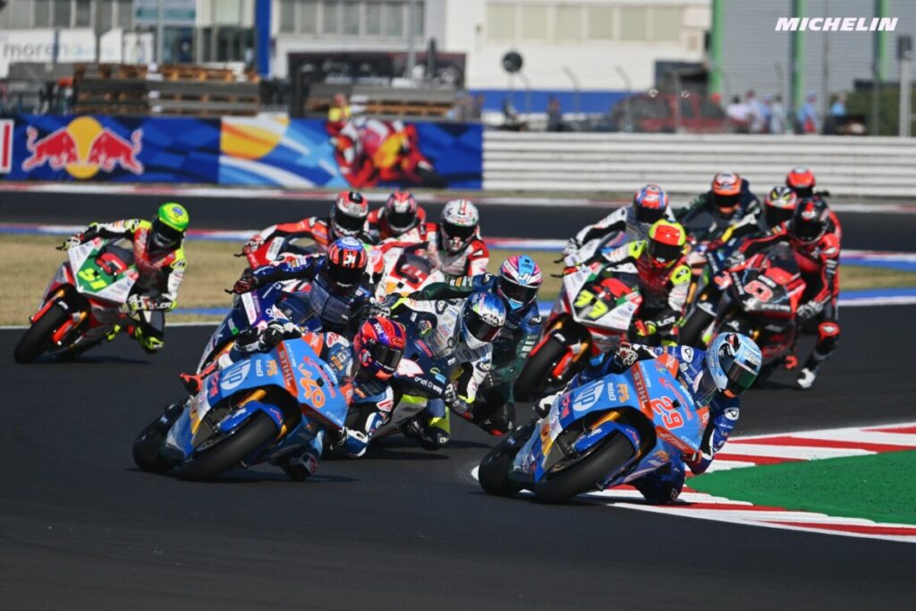 MotoE, les choses changent : les essais hivernaux 2024 auront lieu au Portugal motoe-test-invernali-2024