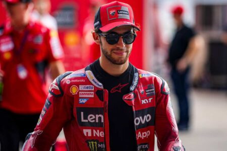 MotoGP, Loris Capirossi difende Enea Bastianini