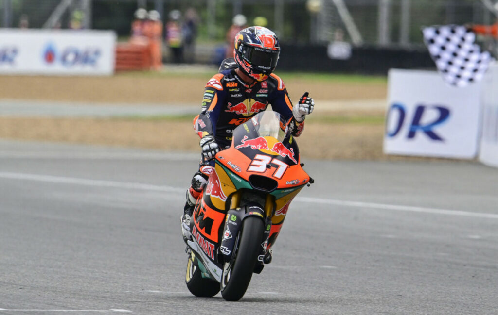 Pedro Acosta, le titre Moto2 arrivera-t-il en Malaisie ? Les combinaisons pedro-acosta-moto2-thaigp