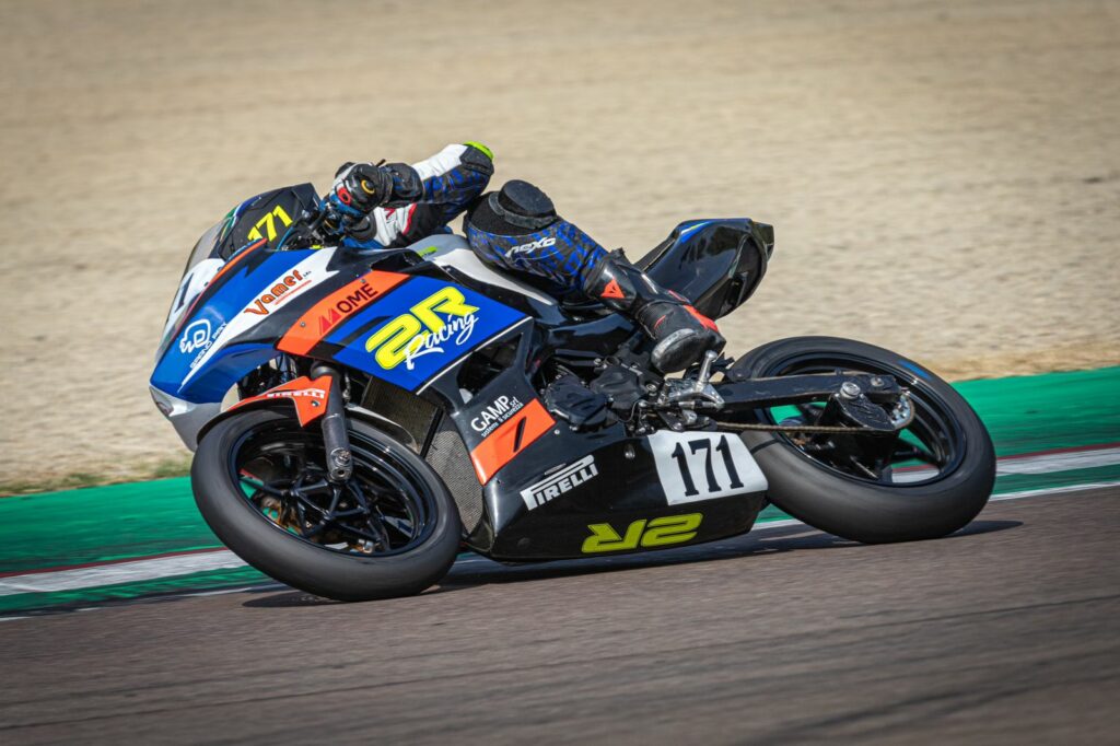 CIV : à la découverte de 2R Racing, vivier de talents sud-africains 2R Roberto Antonellini CIV