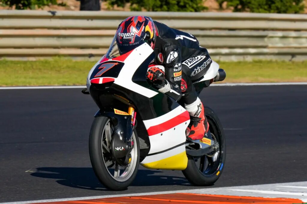 Moto3 : Filippo Farioli, la relance passe par Honda et SIC58 “2024 sera fondamental” farioli-sic58-moto3-test-pirelli