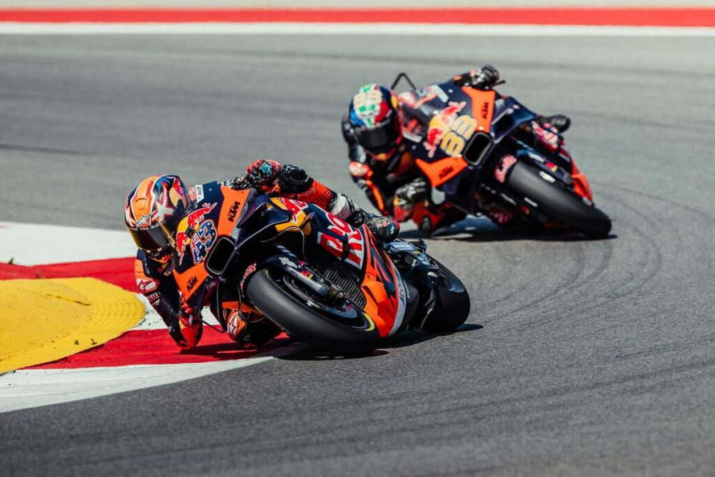 MotoGP, KTM veut plus de RC16 sur la grille : le plan pour 2025 KTM vuole sei RC16 in MotoGP: l'annuncio di Beirer