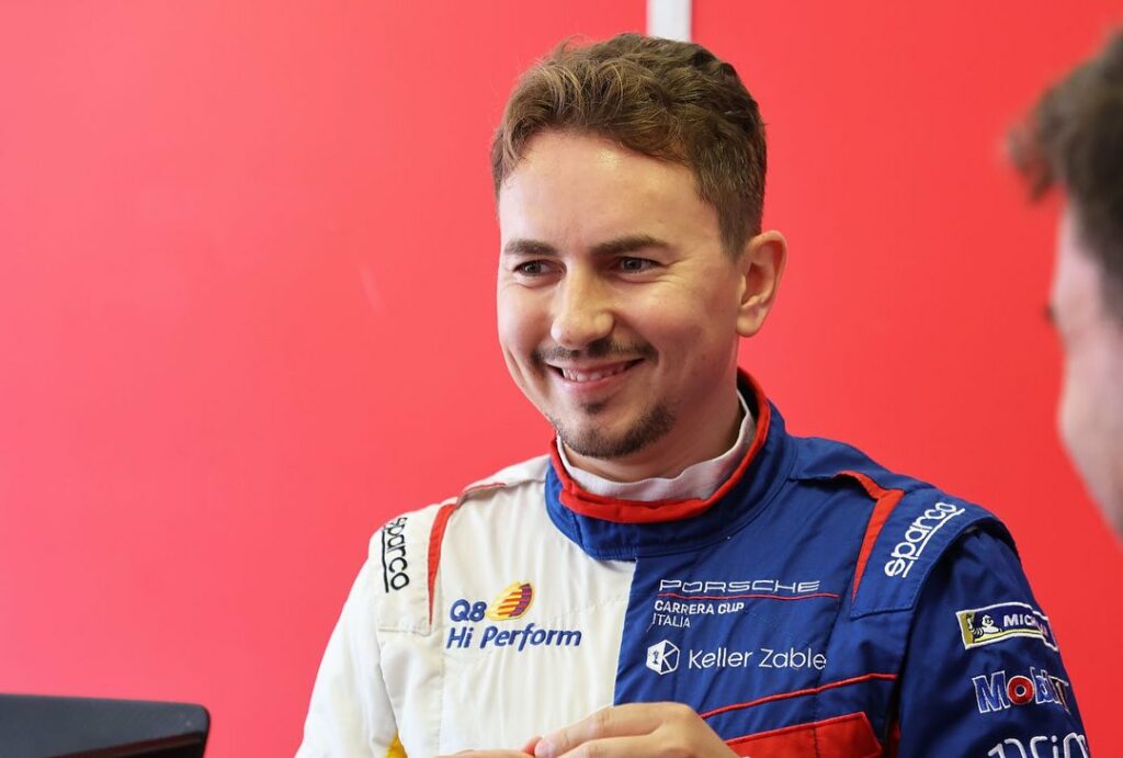 Jorge Lorenzo fait ses débuts en GT3 avec Lazarus Corse Aston Martin Jorge Lorenzo