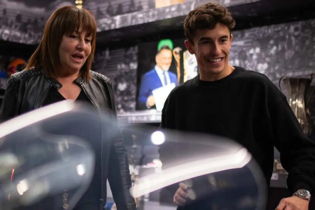 MotoGP, Marquez visite la “nouvelle maison” avant la présentation (Photo) MotoGP, Marc Marquez ha visitato la sede Gresini