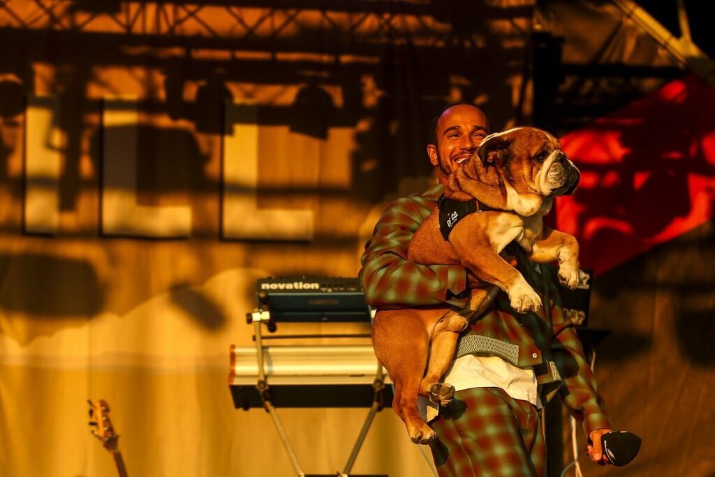 Lewis Hamilton chez Ferrari, entre envie de rêve et réalité Lewis Hamilton chez Ferrari, entre envie de rêve et réalité