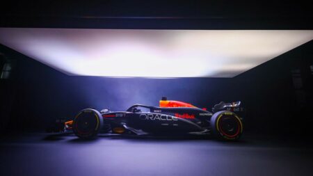 Red Bull présente la RB20 : la monoplace pour poursuivre sa domination