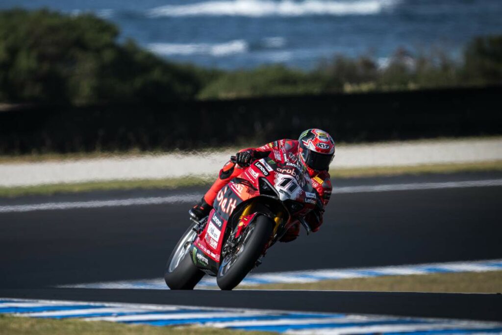Superbike, Nicolò Bulega de plus en plus rapide : prêt à gagner tout de suite ? Superbike, test Australia: Bulega pronto per le gare
