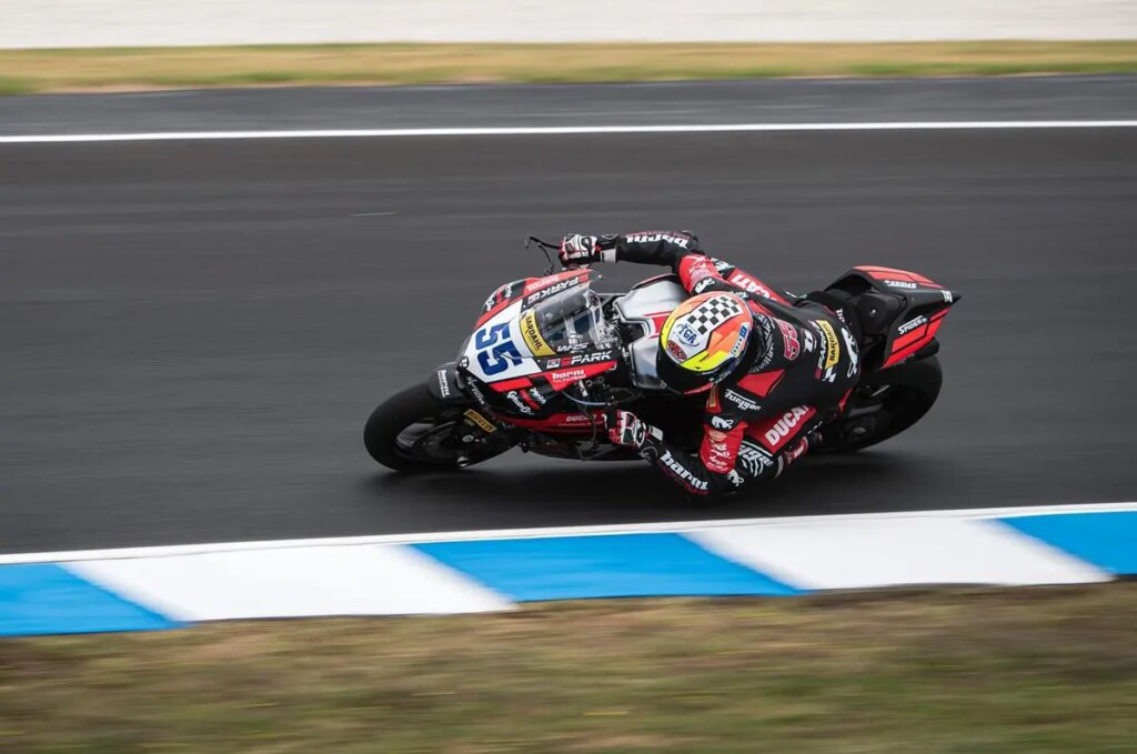 Supersport Phillip Island : Yari Montella prend son envol « Quel bon départ » Yari Montella Supersport Australia