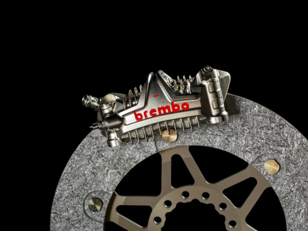 Brembo domine la scène MotoGP : les détails techniques pour 2024 gp4-brembo-motogp-2024