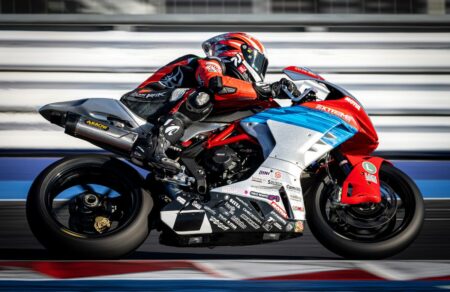 Con la Extreme F3 800 RR, Luca Ottaviani rifila mezzo secondo agli avversari nei test ufficiali del CIV Supersport a Misano: sfida aperta con Ducati e Yamaha