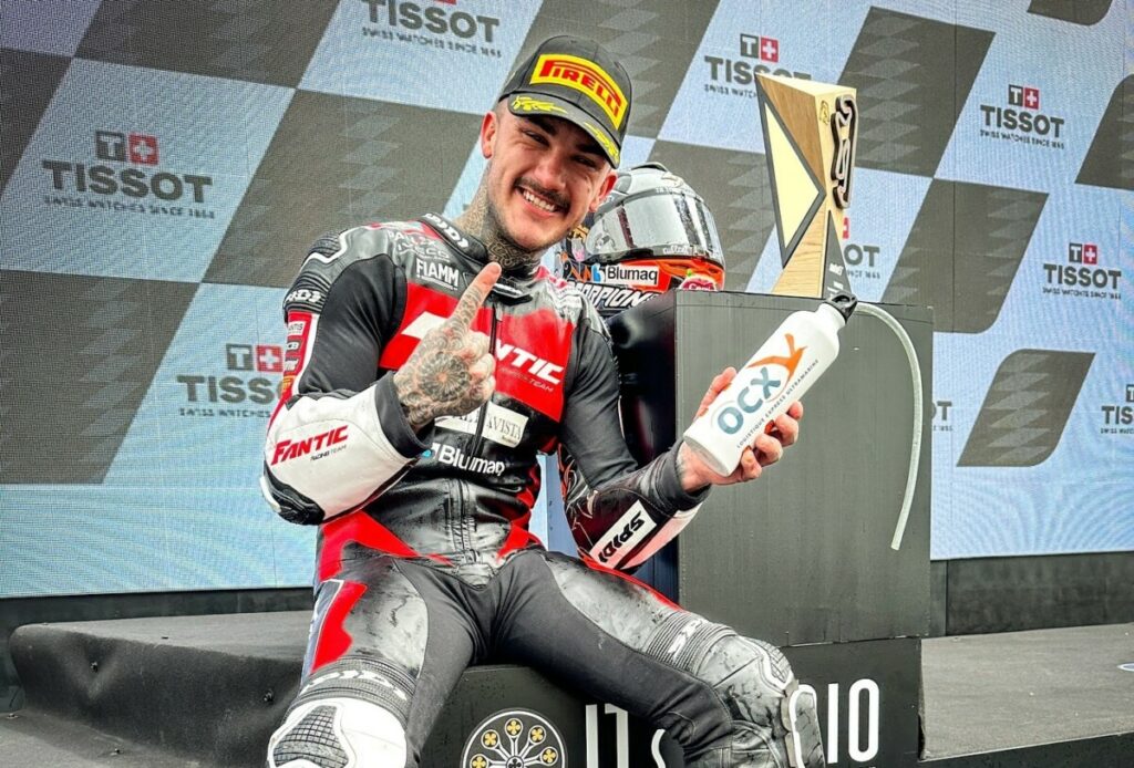 Moto2, Aron Canet brise la malédiction « C’était ma journée » aron-canet-win-moto2-portimao