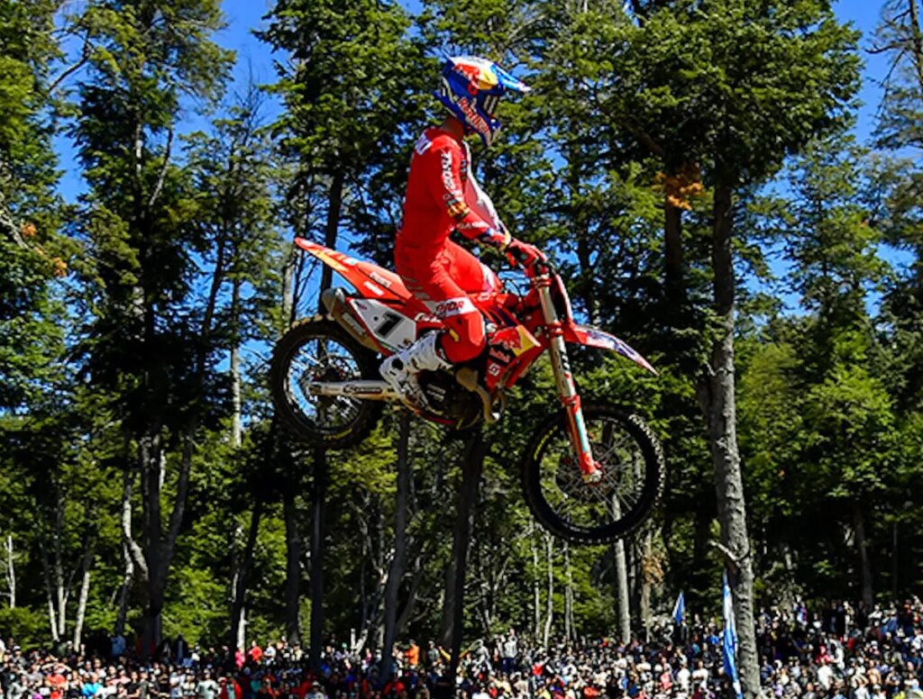 Motocross Patagonia : Jorge Prado s’envole, la Triumph enchante en MX2 Motocross, Jorge Prado