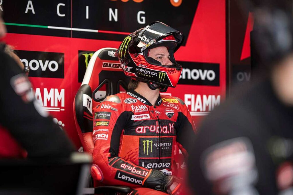 Superbike, Bulega brille à Barcelone : sera-t-il le pilote à battre ? Superbike Barcellona Nicolò Bulega