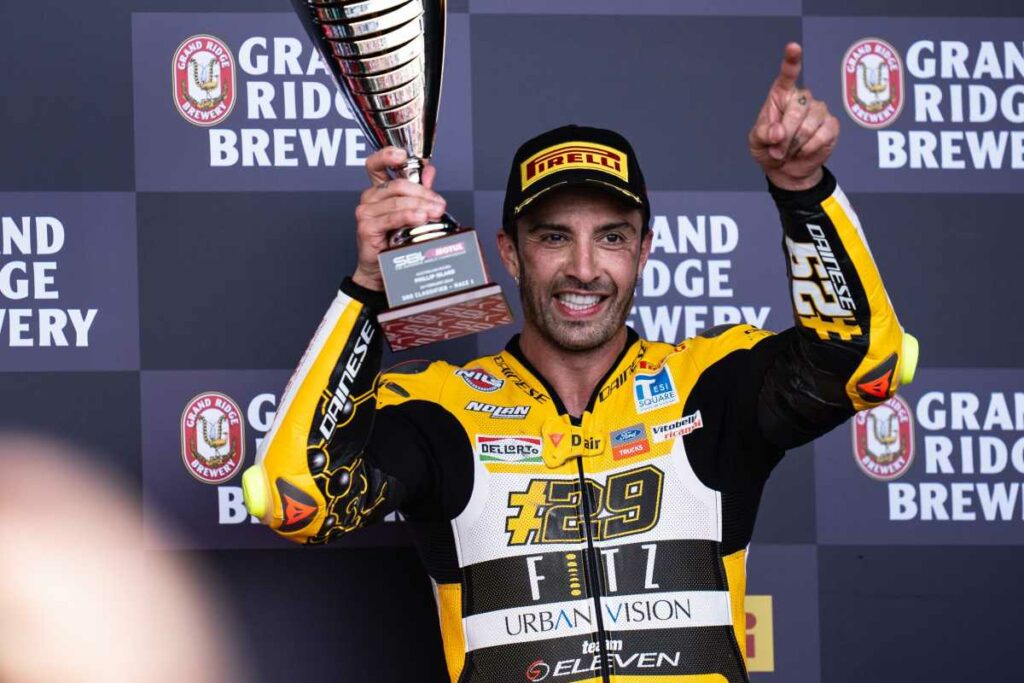 Superbike, Iannone renaît : “J’avais tout perdu, maintenant je vis un rêve” Superbike, Andrea Iannone: il ritorno dall'inferno