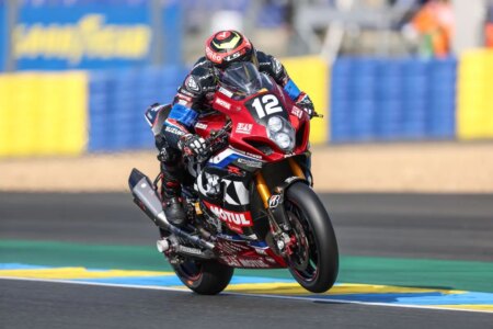 Yoshimura SERT Suzuki con Gregg Black, Etienne Masson e Dan Linfoot sbanca la 24h Motos Le Mans del FIM EWC. Doriano Vietti sul podio in Superstock con 3 ART Best of Bikes Yamaha