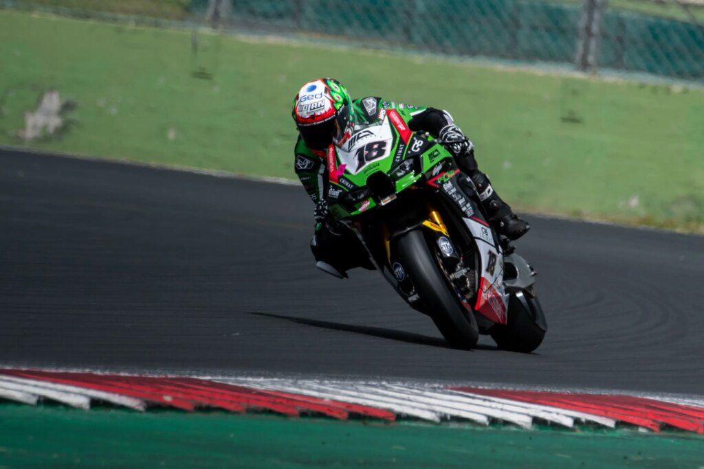 Christian Gamarino et Kawasaki : une bonne première en Coupe Pirelli Christian Gamarino et Kawasaki : une bonne première en Coupe Pirelli