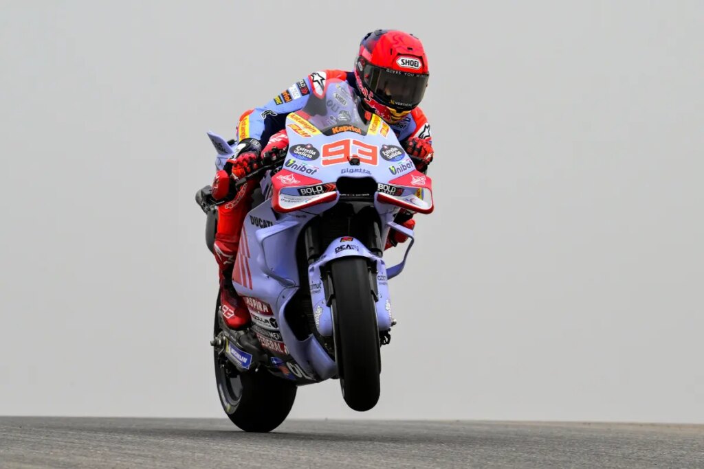 Le présent et l’avenir du MotoGP tournent toujours autour de Marc Marquez Presente e futuro MotoGP ruota sempre intorno a Marc Marquez