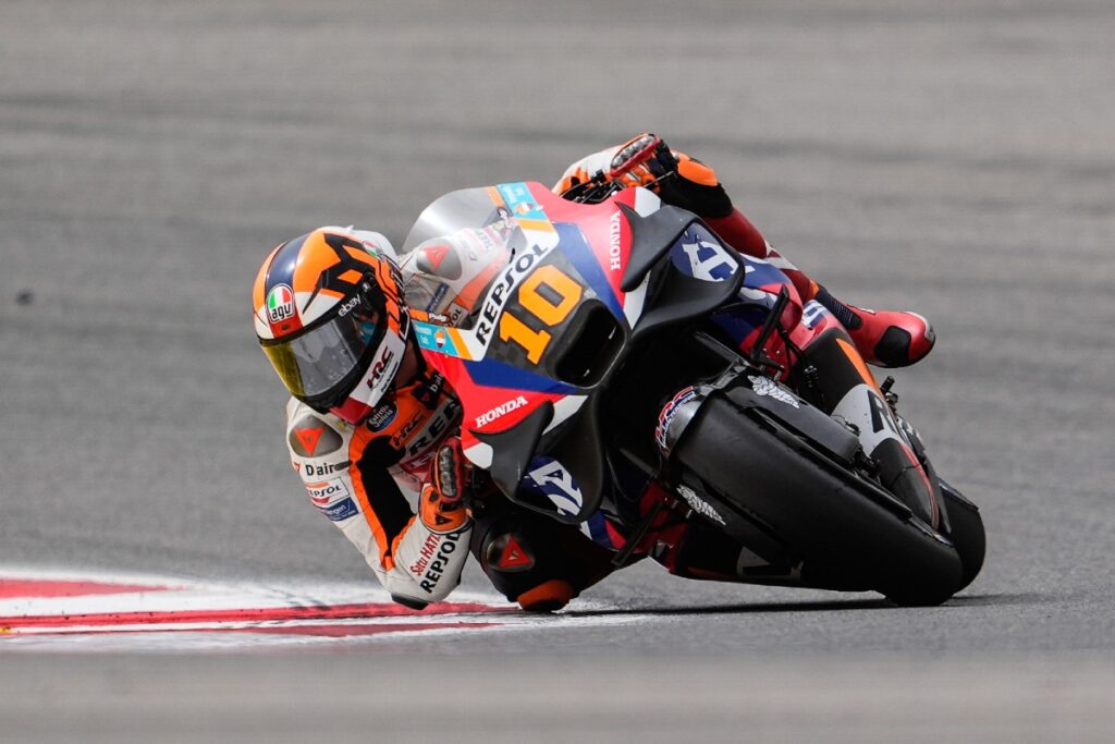 Luca Marini : pilote MotoGP, puis pilote d’essais Honda Luca Marini: un pilota MotoGP, poi collaudatore Honda