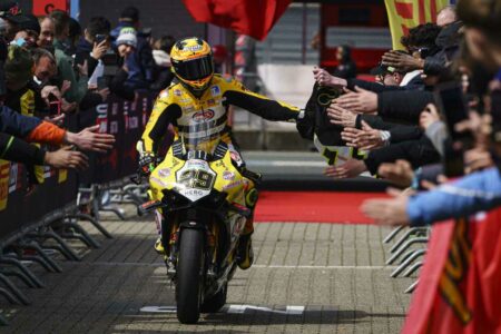 Superbike, Iannone ne se cache pas : “J’essaie de gagner à chaque course” Superbike Andrea Iannone