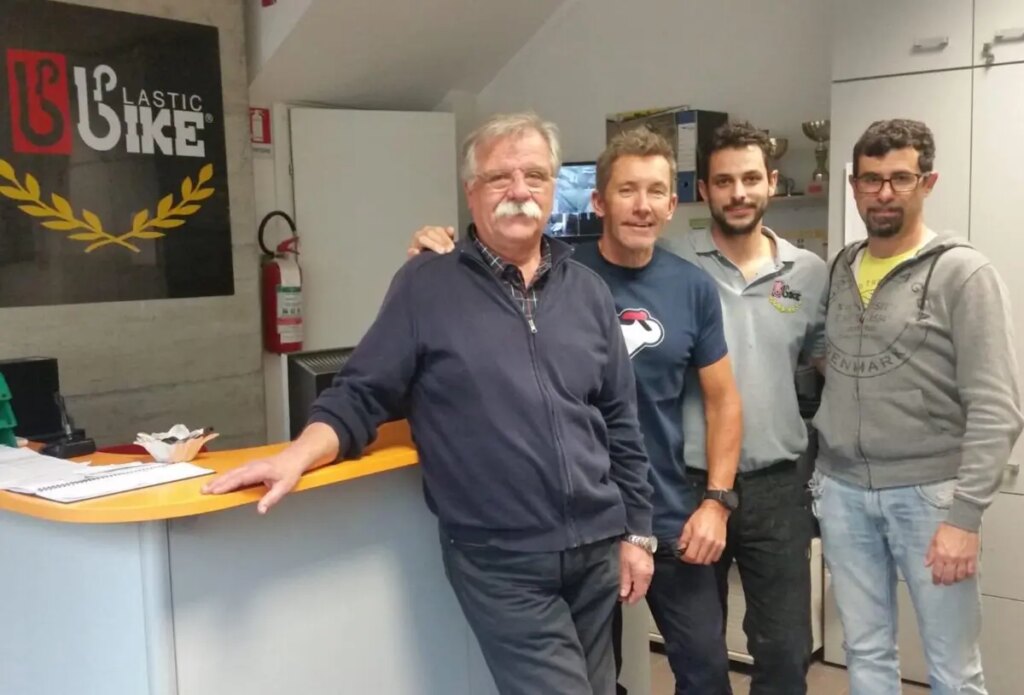 Bonjour Ivo Odasso, fondateur de Plastic Bike et pilier de la vieille garde Plastic bike, Ivo Odasso