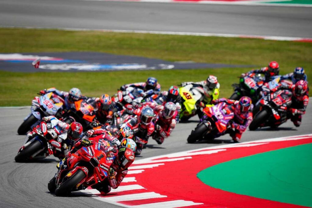 MotoGP 2024 : le classement des pilotes actualisé après Barcelone MotoGP 2024 classifica piloti dopo Barcellona