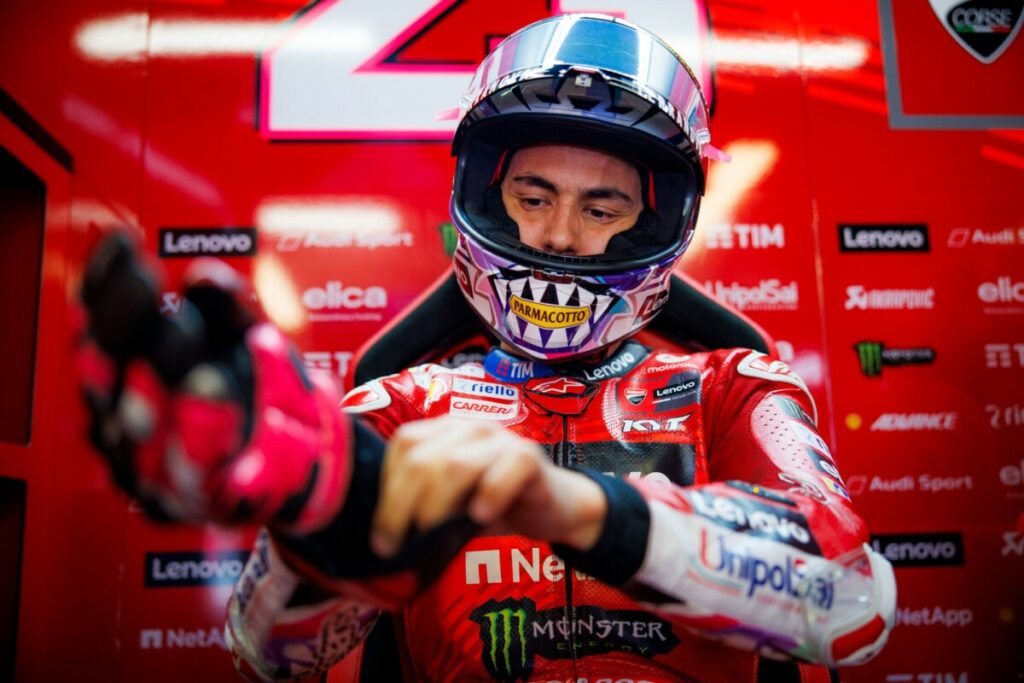 MotoGP, Bastianini et le « rejet » de Barcelone : « Quelque chose doit changer » bastianini-motogp-ducati