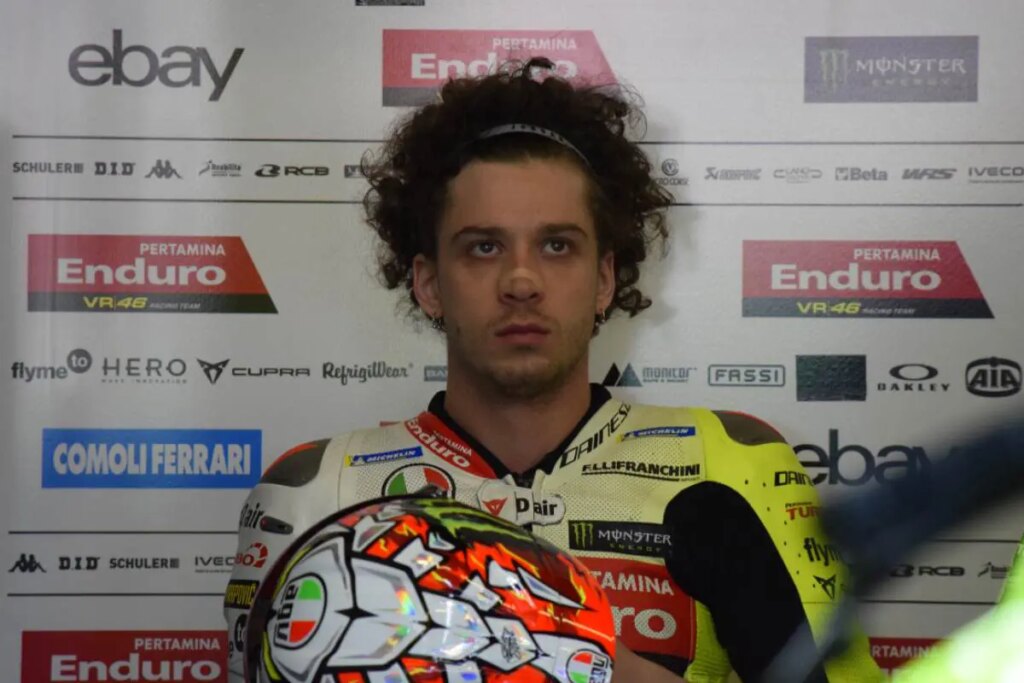 MotoGP, Bezzecchi gâche le podium : “La courbe 9 est un peu stupide” MotoGP Le Mans Bezzecchi