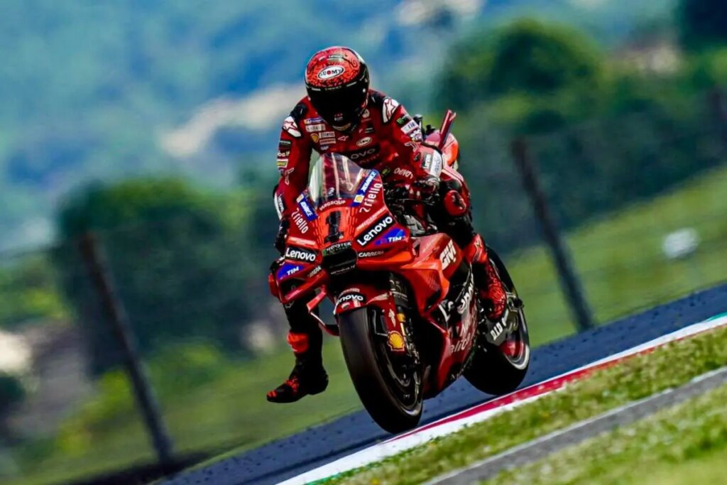 MotoGP Mugello, officiel : pénalité sur la grille pour Pecco Bagnaia MotoGP Mugello Pecco Bagnaia penalità