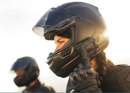 Cardo System se penche sur la sécurité : Packtalk Pro appelle à l’aide Cardo, Cardo System