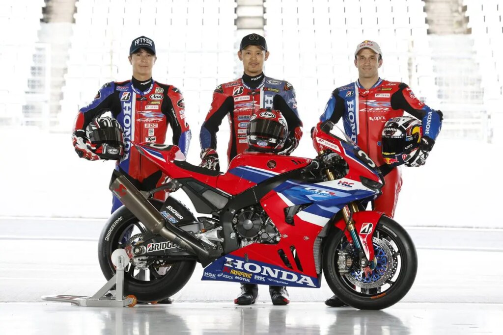 Couleurs officielles du Team HRC aux 8 Heures de Suzuka 2024 Svelata la CBR 1000 RR-R dello squadrone ufficiale HRC per la 8 ore di Suzuka 2024 con piloti Takumi Takahashi, Johann Zarco e Teppei Nagoe
