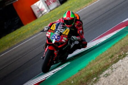Lotta epica anche in Gara 2 al Mugello: per 88 millesimi Davide Stirpe la spunta su Andrea Mantovani e consolida la leadership del CIV Supersport