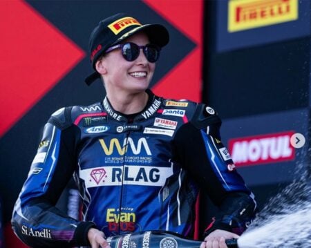 Les pilotes féminines les plus estimées sur la scène du sport automobile d’aujourd’hui Ana Carrasco, donne