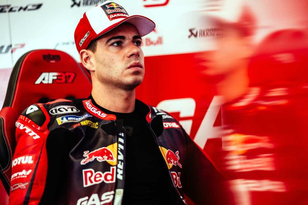 MotoGP, Augusto Fernandez incertain pour 2025 : “Cela pourrait être une torture” MotoGP Augusto Fernandez