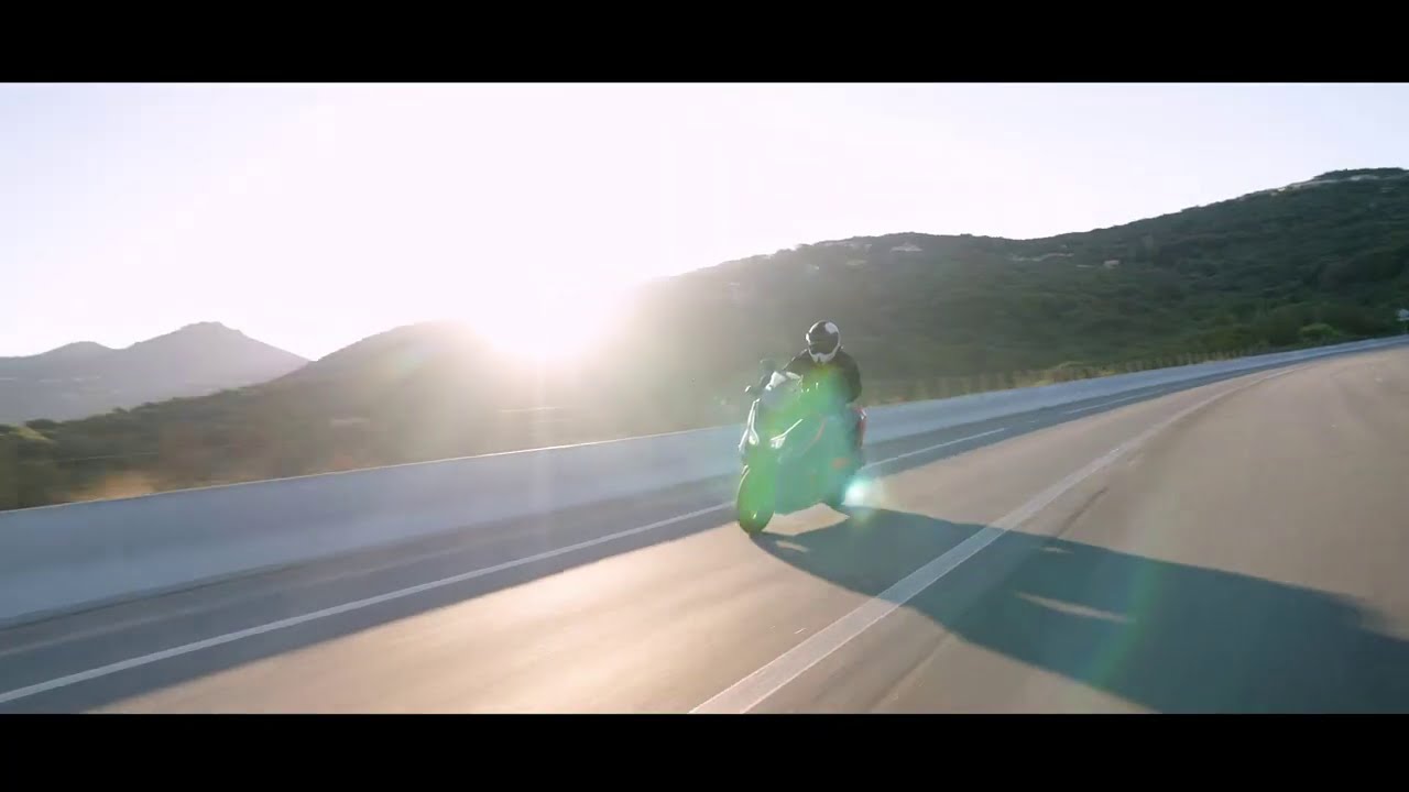 KYMCO DT X360, the World’s First “Adventure Crossover” Maxi Scooter